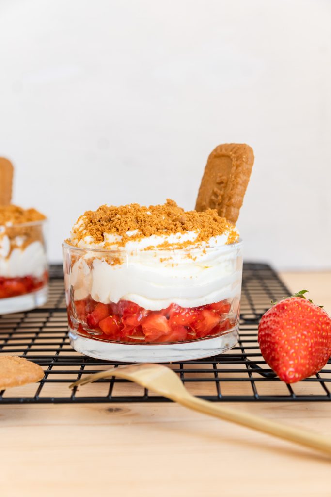 Verrine fraises péculoos recette