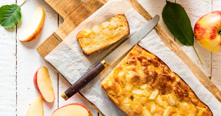 Gâteau moelleux aux pommes et au miel