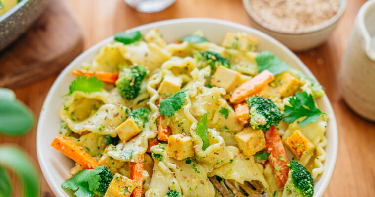 Poêlée de pâtes aux légumes et tofu