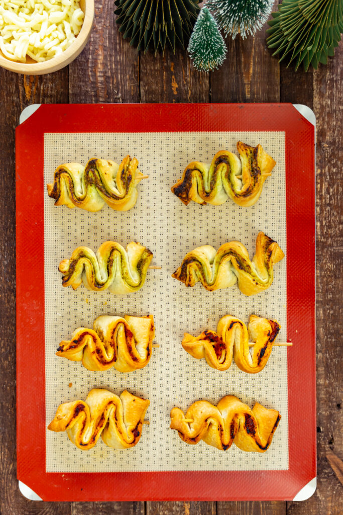 Sapins feuilletés au pesto 