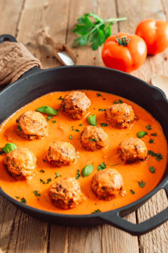 Boulettes végétariennes sauce tomate 