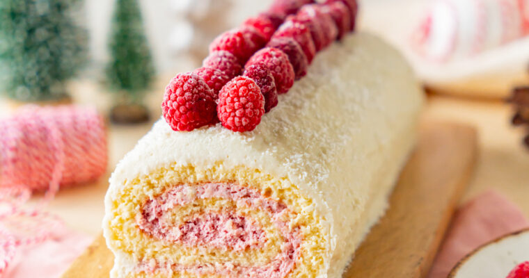 Bûche framboise, coco et chocolat blanc